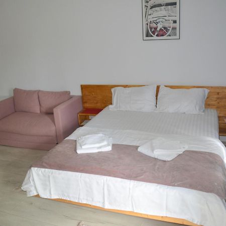 Colina Restaurant & Events Hotel บิสตริซา ภายนอก รูปภาพ