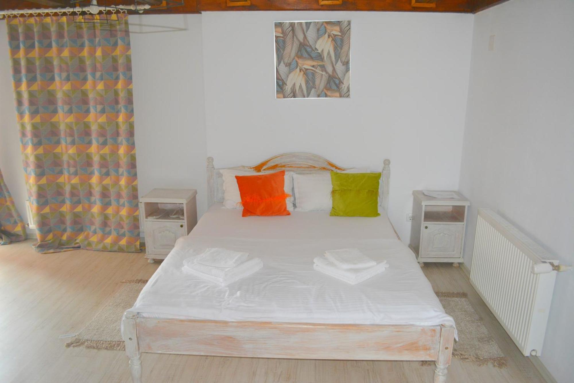 Colina Restaurant & Events Hotel บิสตริซา ห้อง รูปภาพ