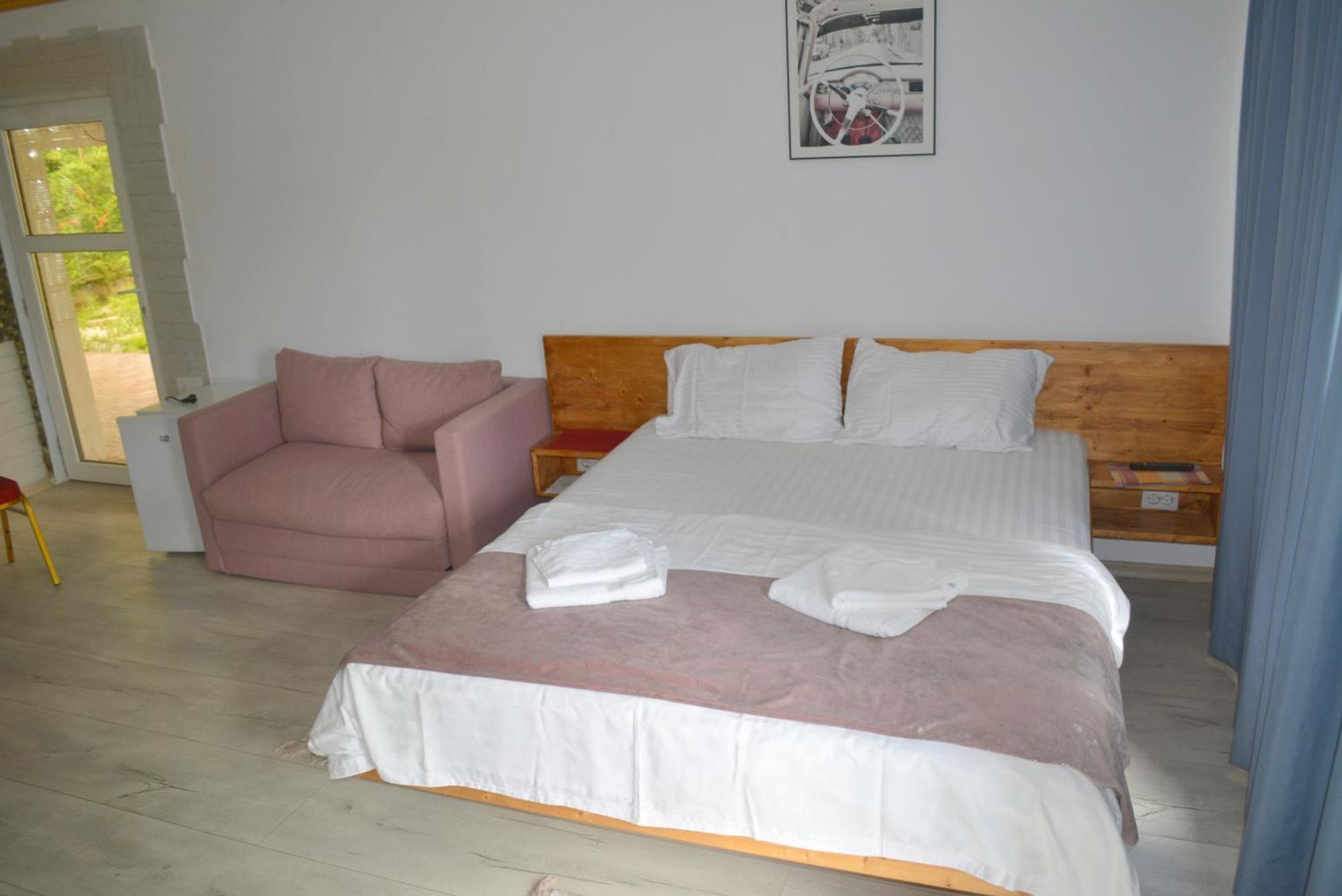 Colina Restaurant & Events Hotel บิสตริซา ภายนอก รูปภาพ